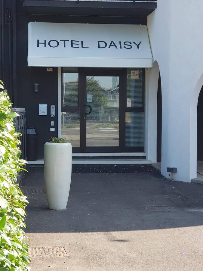 Hotel Daisy San Giovanni Lupatoto Exterior foto